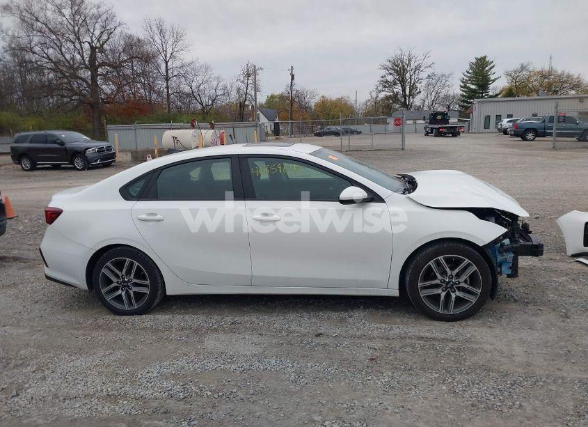 Photo 14 of 2019 Kia Forte S (VIN 3KPF34AD6KE066637)