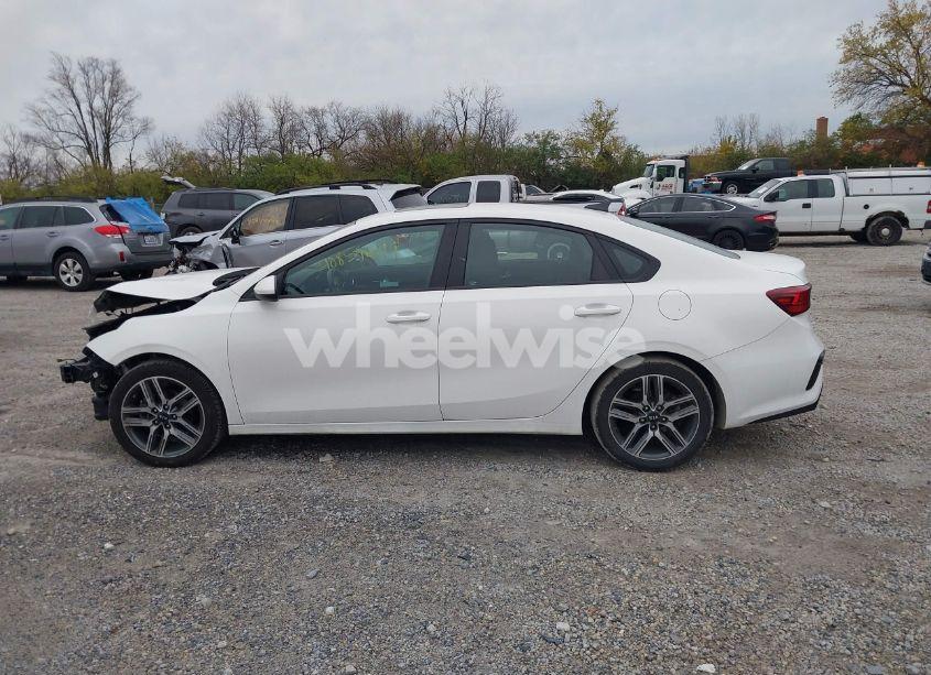 Photo 15 of 2019 Kia Forte S (VIN 3KPF34AD6KE066637)