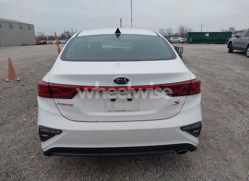 Photo 17 of 2019 Kia Forte S (VIN 3KPF34AD6KE066637)