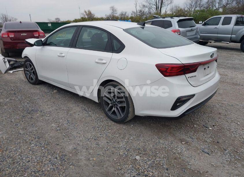 Photo 3 of 2019 Kia Forte S (VIN 3KPF34AD6KE066637)