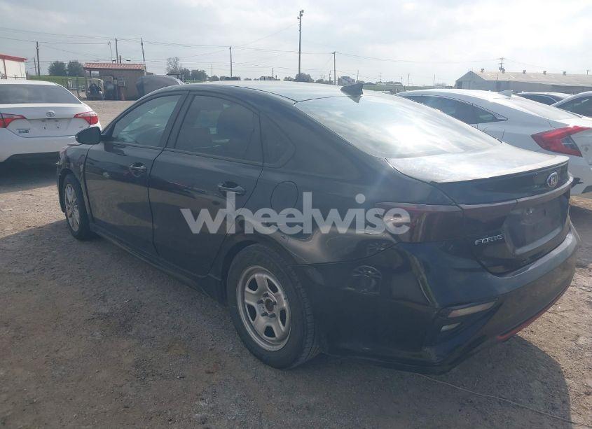 Photo 3 of 2020 Kia Forte GT-LINE (VIN 3KPF34AD6LE140317)