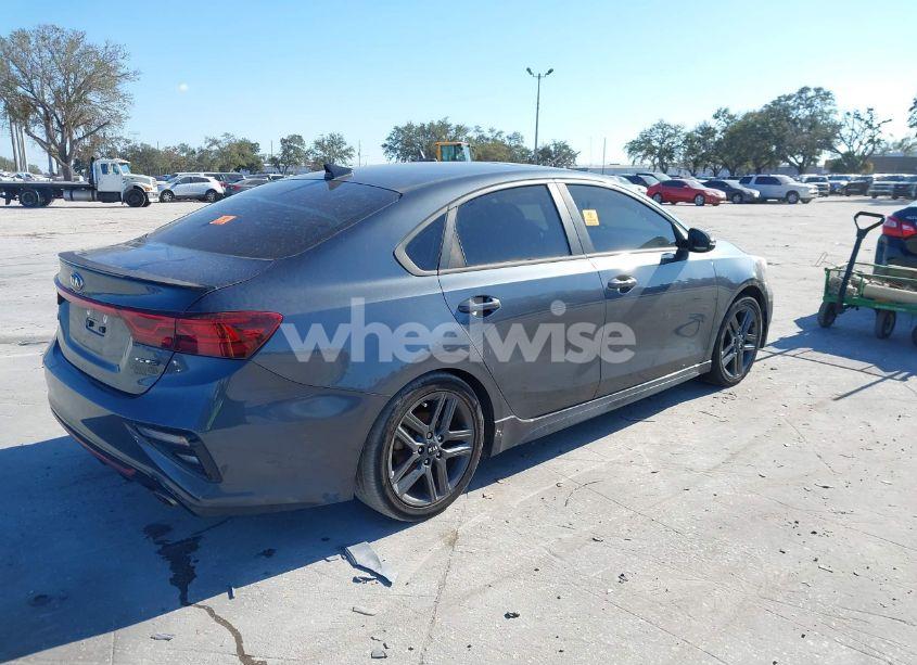 Photo 4 of 2020 Kia Forte GT-LINE (VIN 3KPF34AD6LE204243)