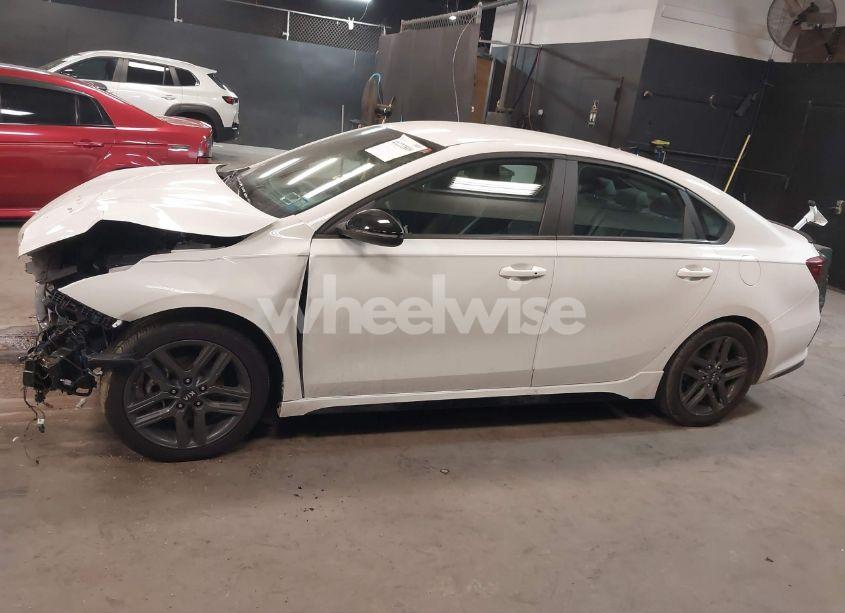 Photo 15 of 2021 Kia Forte GT-LINE (VIN 3KPF34AD6ME351275)