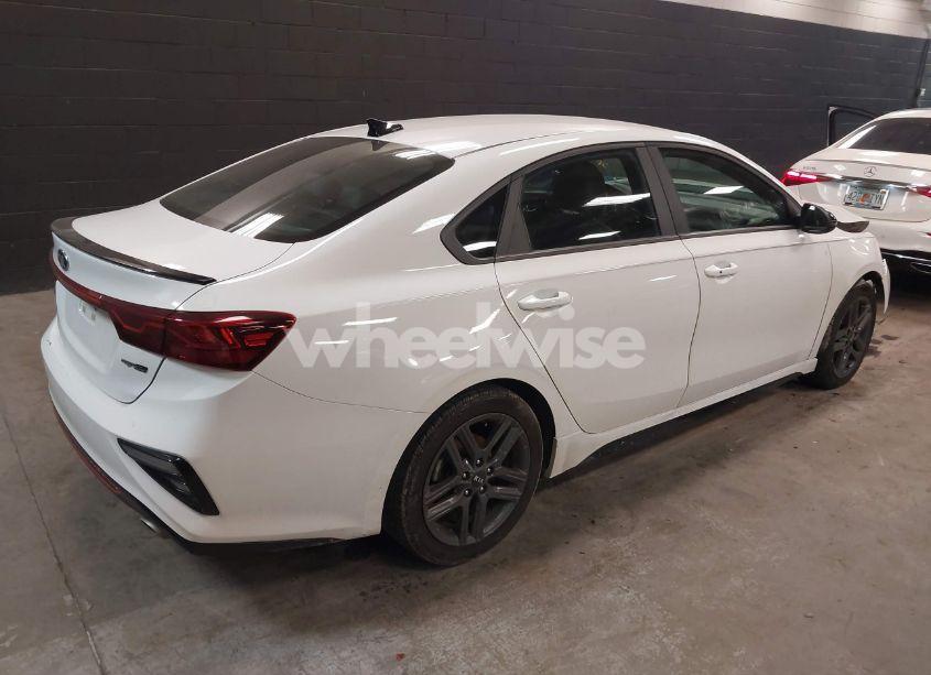 Photo 4 of 2021 Kia Forte GT-LINE (VIN 3KPF34AD6ME351275)