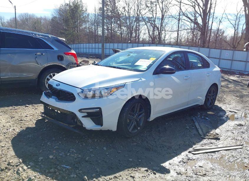 Photo 2 of 2021 Kia Forte GT-LINE (VIN 3KPF34AD6ME358470)