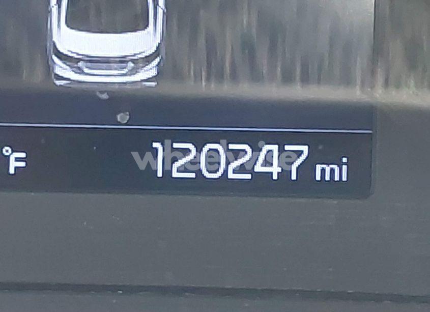 Photo 7 of 2021 Kia Forte GT-LINE (VIN 3KPF34AD6ME375530)