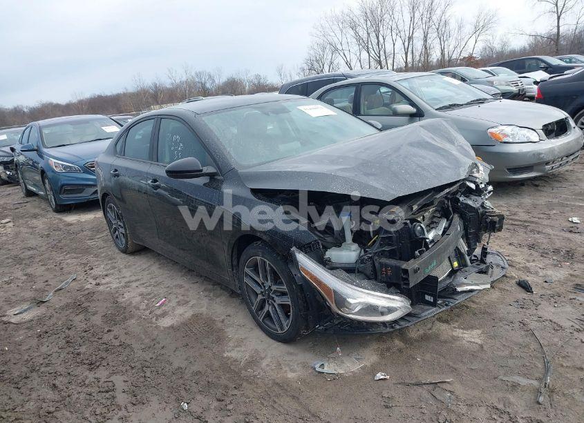 2019 Kia Forte S (VIN 3KPF34AD7KE023795) main photo