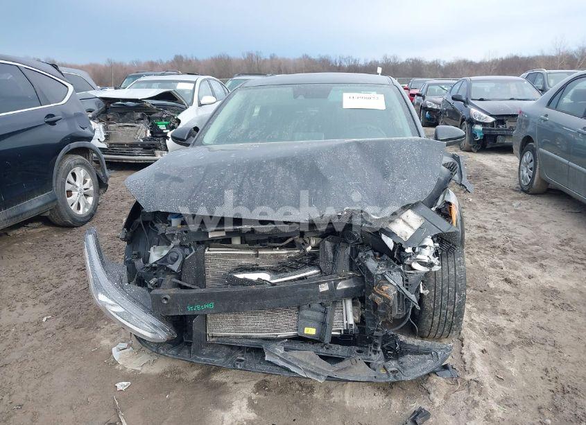 Photo 13 of 2019 Kia Forte S (VIN 3KPF34AD7KE023795)