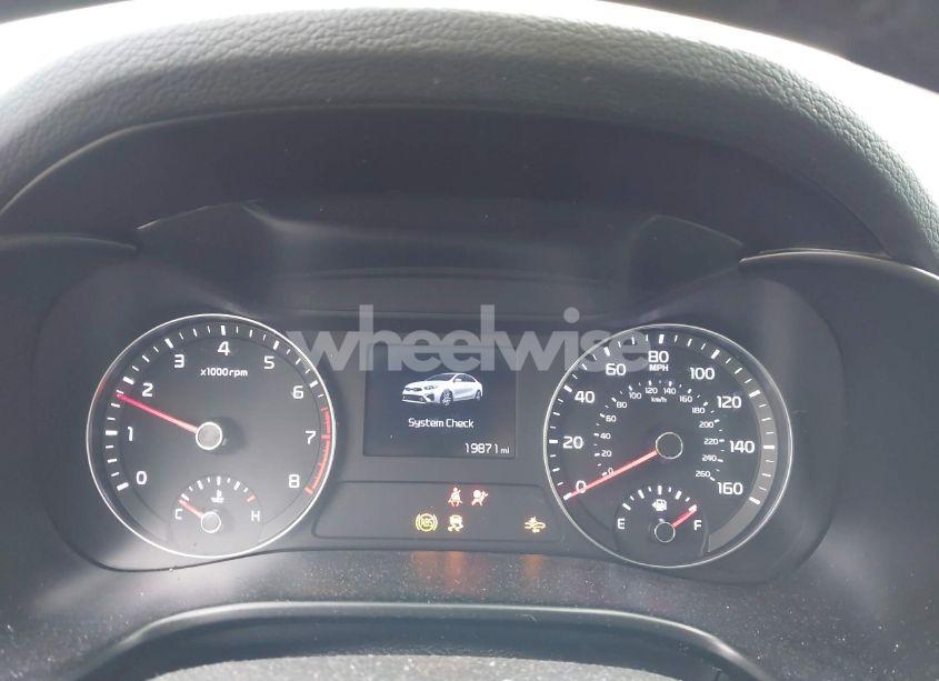 Photo 7 of 2019 Kia Forte S (VIN 3KPF34AD7KE045666)