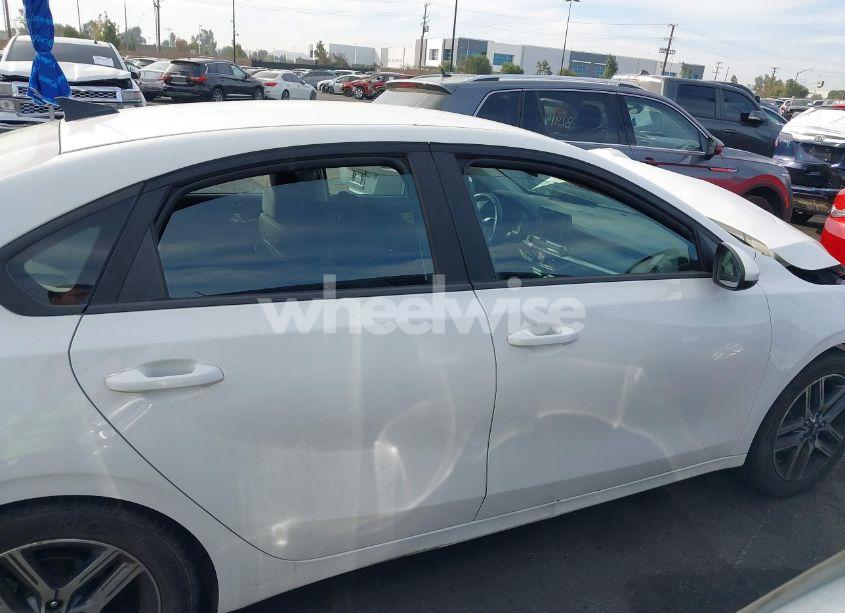 Photo 13 of 2019 Kia Forte S (VIN 3KPF34AD7KE067344)