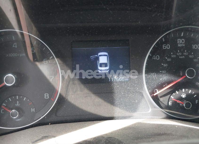 Photo 15 of 2019 Kia Forte S (VIN 3KPF34AD7KE067344)