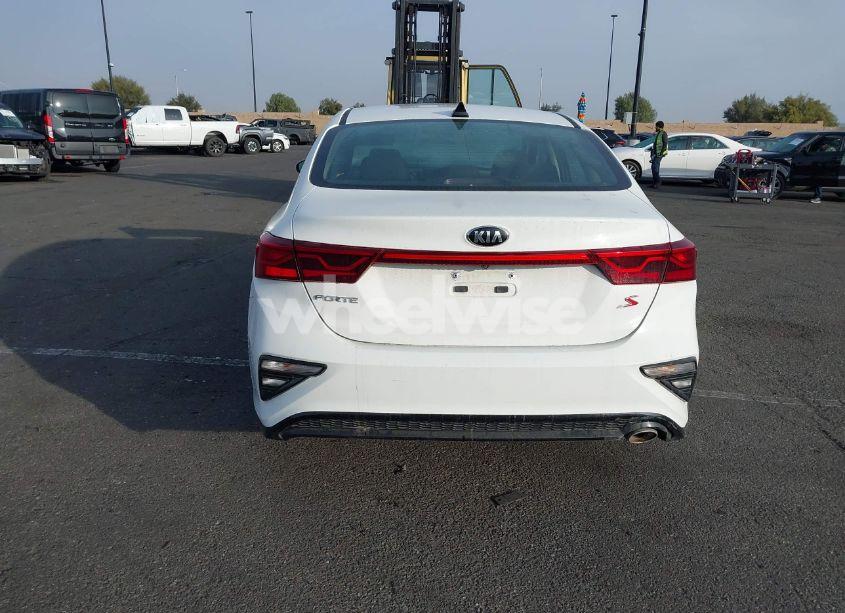 Photo 16 of 2019 Kia Forte S (VIN 3KPF34AD7KE067344)