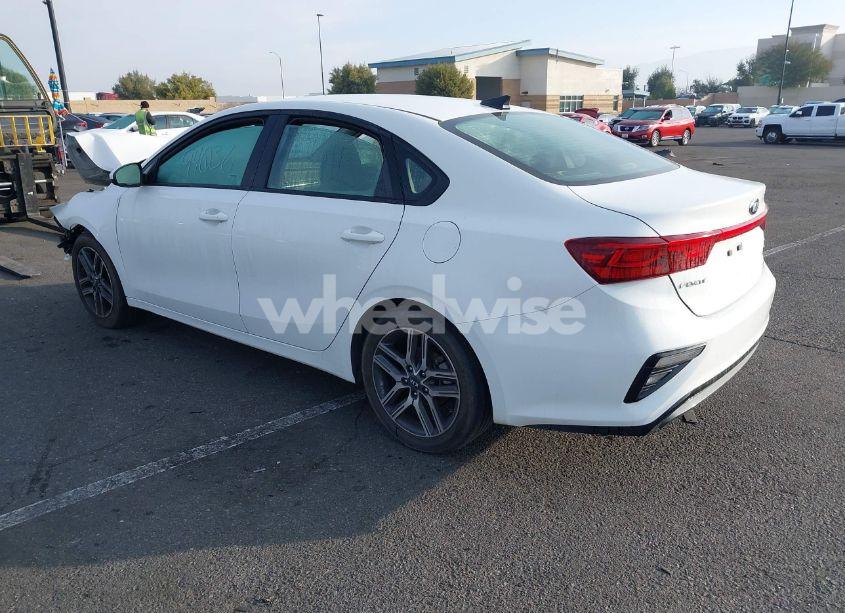 Photo 3 of 2019 Kia Forte S (VIN 3KPF34AD7KE067344)