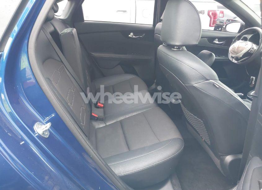 Photo 8 of 2020 Kia Forte GT-LINE (VIN 3KPF34AD7LE239115)