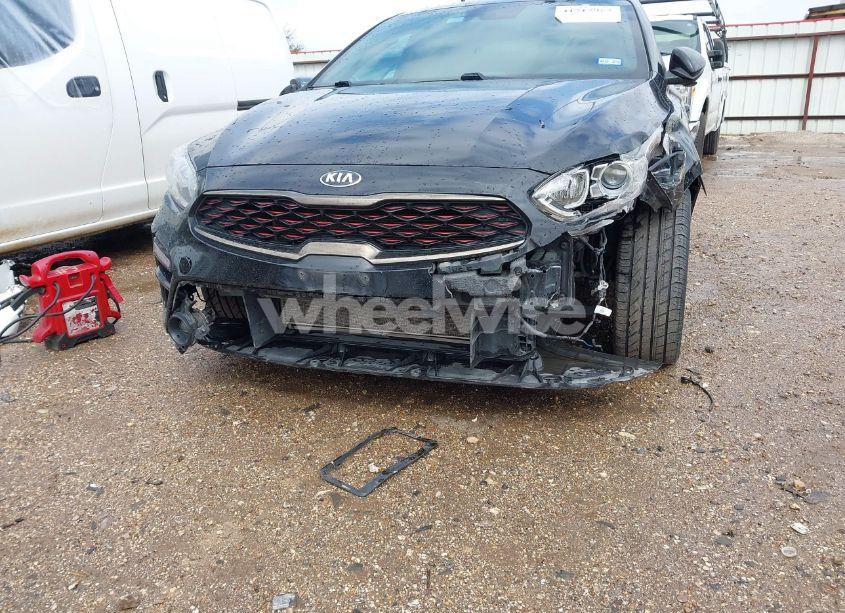 Photo 6 of 2021 Kia Forte GT-LINE (VIN 3KPF34AD7ME309438)