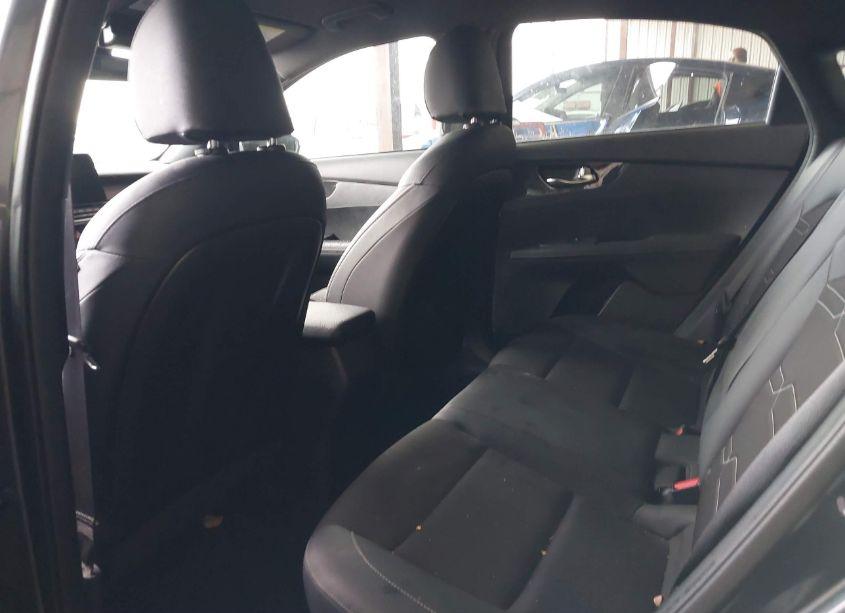 Photo 8 of 2021 Kia Forte GT-LINE (VIN 3KPF34AD7ME376427)