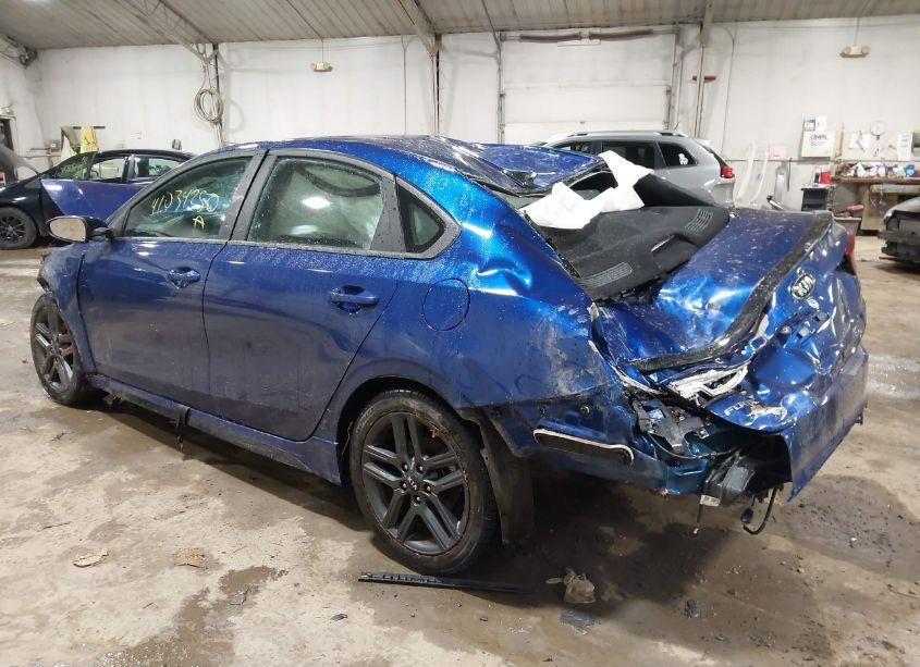 Photo 3 of 2021 Kia Forte GT-LINE (VIN 3KPF34AD7ME424055)