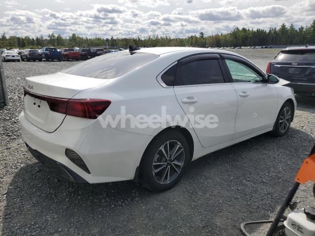 Photo 4 of 2024 KIA FORTE EX (VIN 3KPF34AD7RE839819)