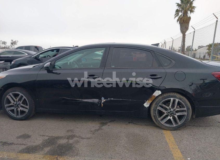 Photo 14 of 2019 Kia Forte S (VIN 3KPF34AD8KE012238)