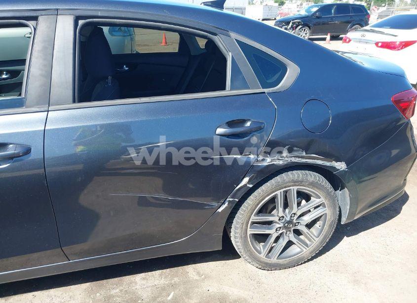 Photo 17 of 2019 Kia Forte S (VIN 3KPF34AD8KE024325)