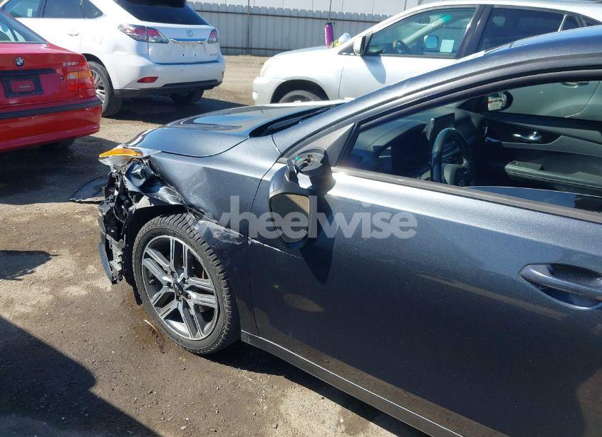 Photo 18 of 2019 Kia Forte S (VIN 3KPF34AD8KE024325)