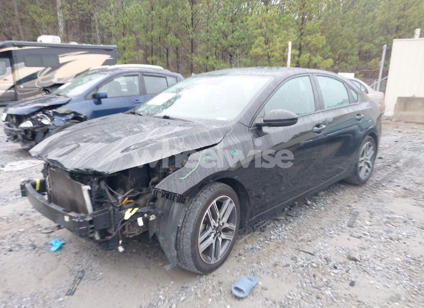 Photo 2 of 2019 Kia Forte S (VIN 3KPF34AD8KE047345)