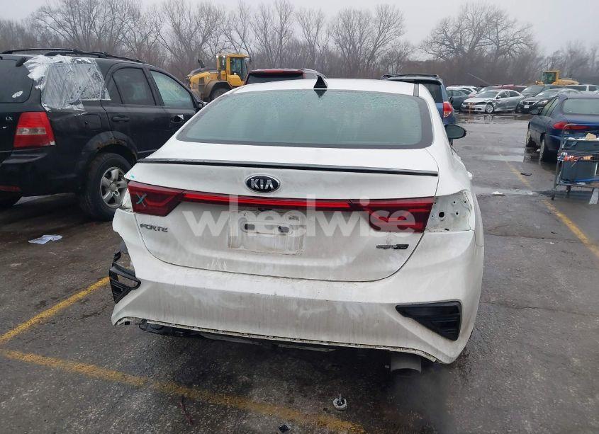 Photo 16 of 2020 Kia Forte GT-LINE (VIN 3KPF34AD8LE139217)