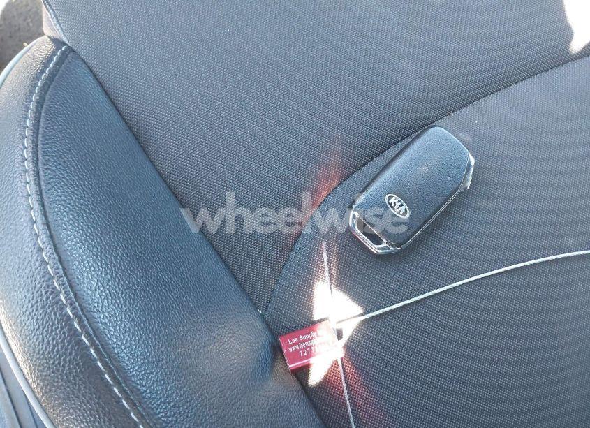 Photo 11 of 2020 Kia Forte GT-LINE (VIN 3KPF34AD8LE190300)