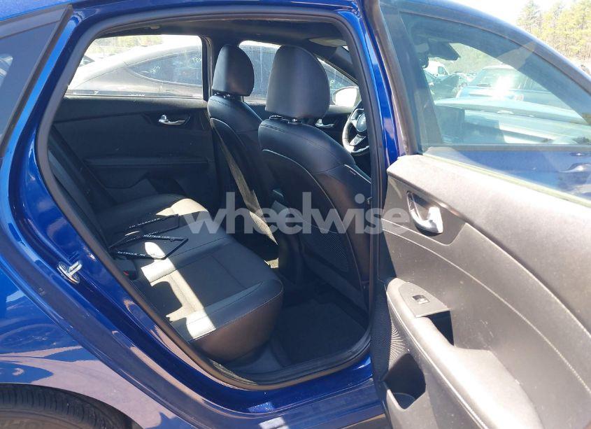 Photo 8 of 2020 Kia Forte GT-LINE (VIN 3KPF34AD8LE190300)