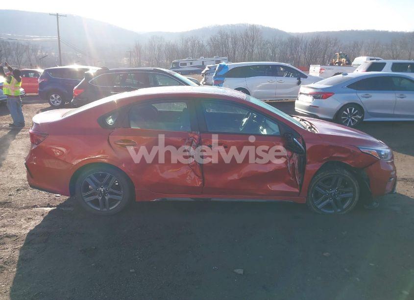 Photo 13 of 2020 Kia Forte GT-LINE (VIN 3KPF34AD8LE250320)