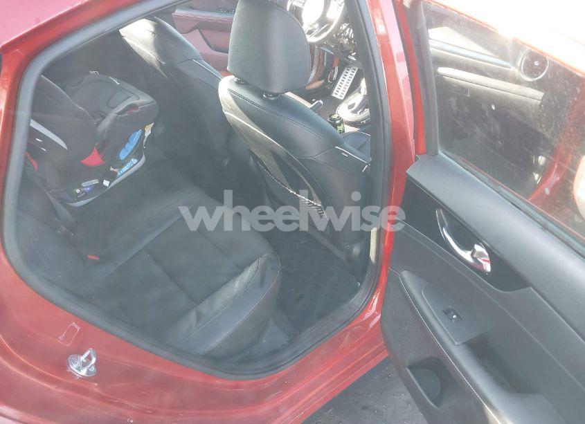 Photo 8 of 2020 Kia Forte GT-LINE (VIN 3KPF34AD8LE250320)