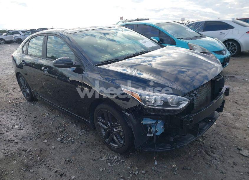 2021 Kia Forte GT-LINE (VIN 3KPF34AD8ME321064) main photo