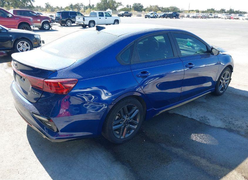 Photo 4 of 2021 Kia Forte GT-LINE (VIN 3KPF34AD8ME355263)