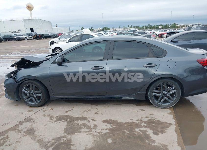 Photo 14 of 2021 Kia Forte GT-LINE (VIN 3KPF34AD8ME378302)