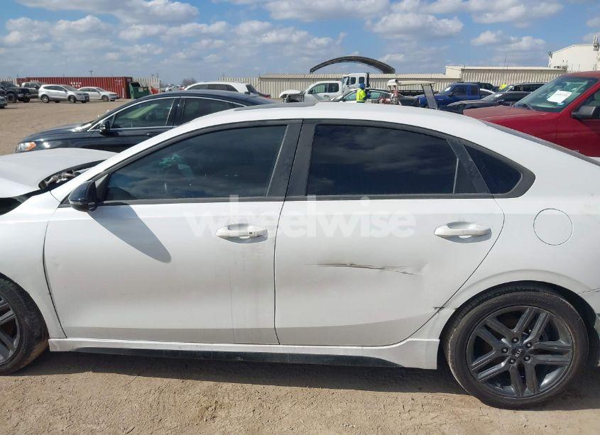 Photo 14 of 2021 Kia Forte GT-LINE (VIN 3KPF34AD8ME379448)