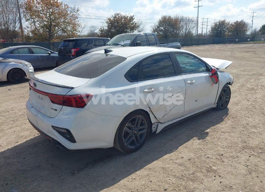 Photo 4 of 2021 Kia Forte GT-LINE (VIN 3KPF34AD8ME379448)