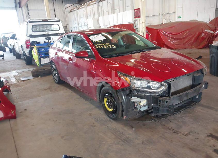 2019 Kia Forte S (VIN 3KPF34AD9KE013656) main photo