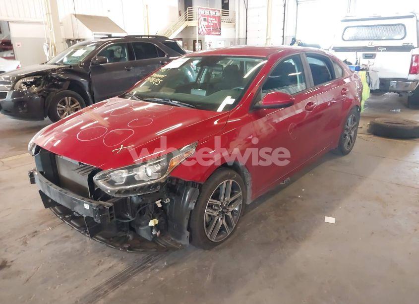 Photo 6 of 2019 Kia Forte S (VIN 3KPF34AD9KE013656)