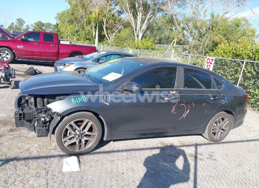 Photo 14 of 2019 Kia Forte S (VIN 3KPF34ADXKE016405)