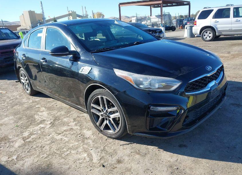 2019 Kia Forte S (VIN 3KPF34ADXKE018915) main photo