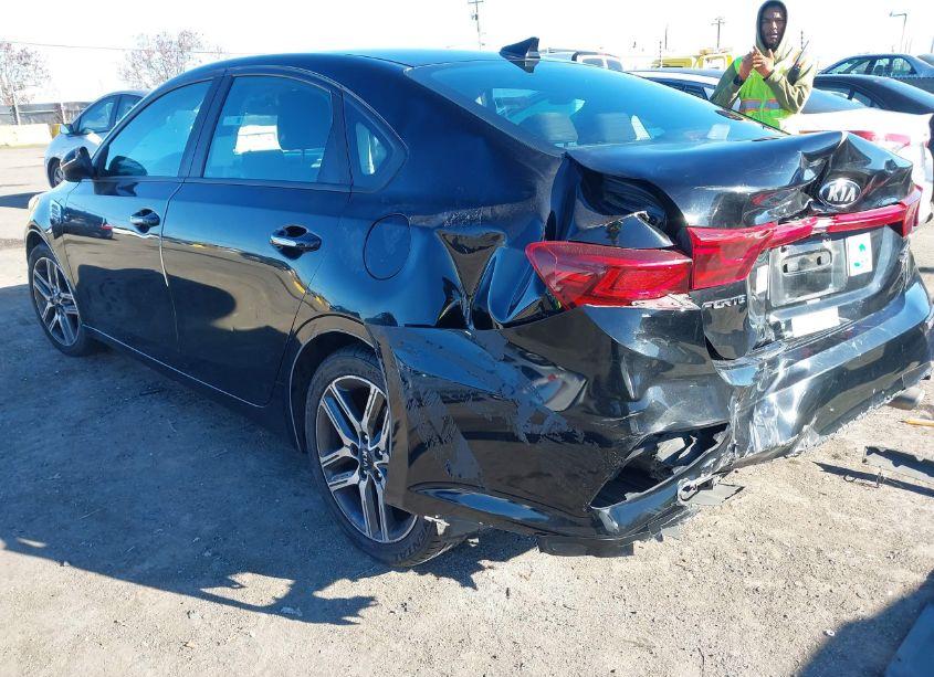 Photo 3 of 2019 Kia Forte S (VIN 3KPF34ADXKE018915)