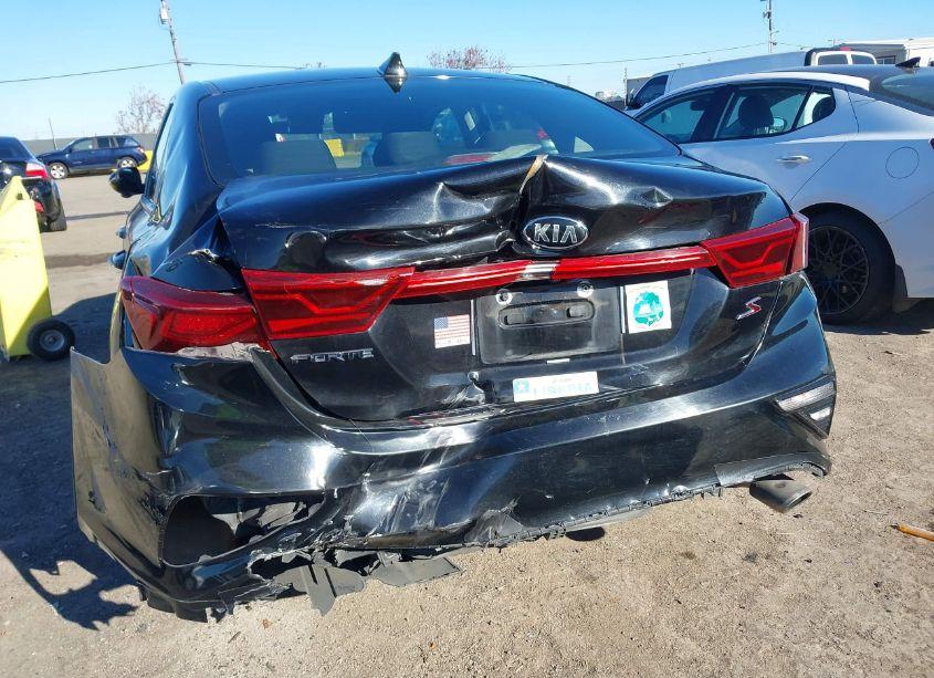 Photo 6 of 2019 Kia Forte S (VIN 3KPF34ADXKE018915)