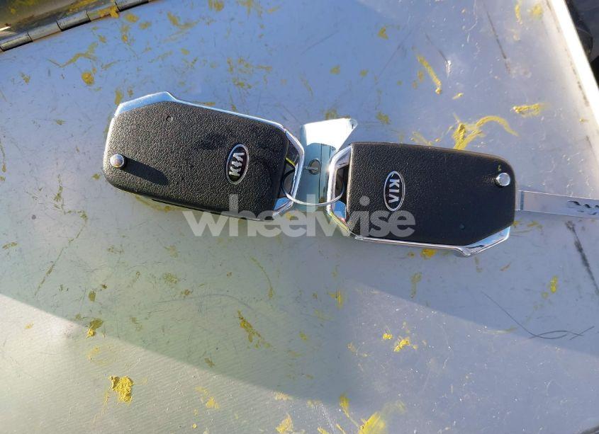 Photo 11 of 2019 Kia Forte S (VIN 3KPF34ADXKE067614)