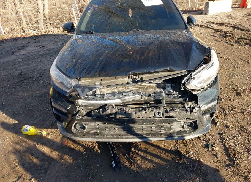 Photo 6 of 2019 Kia Forte S (VIN 3KPF34ADXKE067614)