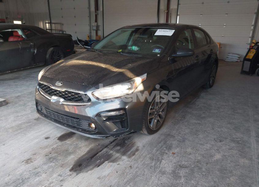 Photo 2 of 2019 Kia Forte (VIN 3KPF34ADXKE114320)