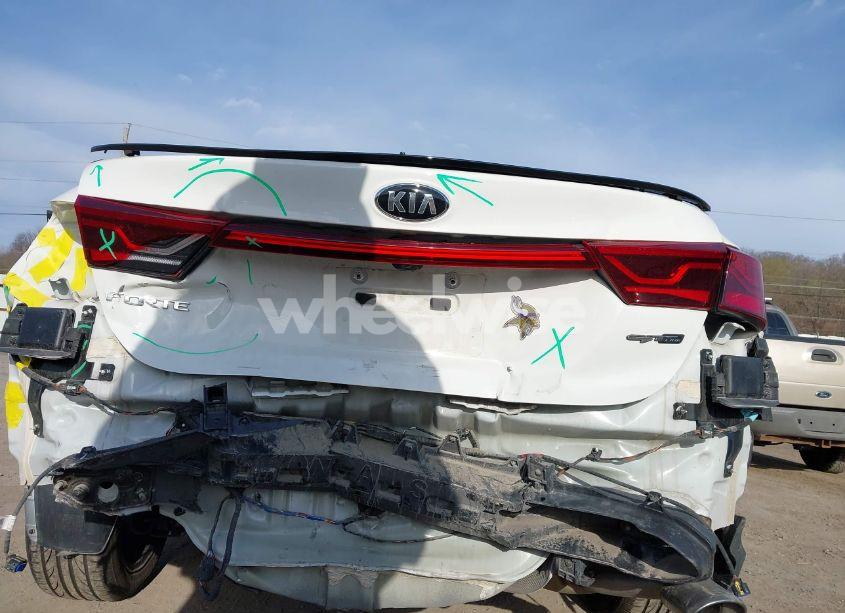 Photo 19 of 2021 Kia Forte GT-LINE (VIN 3KPF34ADXME279657)