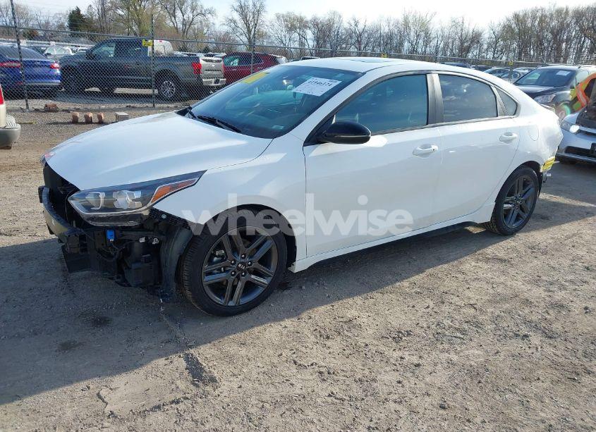 Photo 2 of 2021 Kia Forte GT-LINE (VIN 3KPF34ADXME279657)