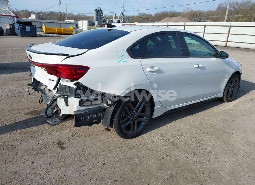 Photo 4 of 2021 Kia Forte GT-LINE (VIN 3KPF34ADXME279657)