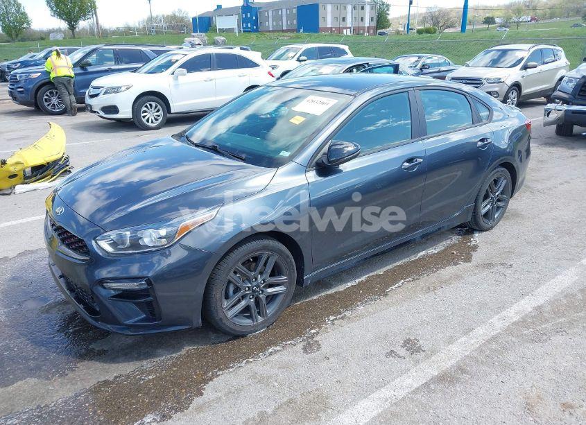 Photo 2 of 2021 Kia Forte GT LINE (VIN 3KPF34ADXME282641)