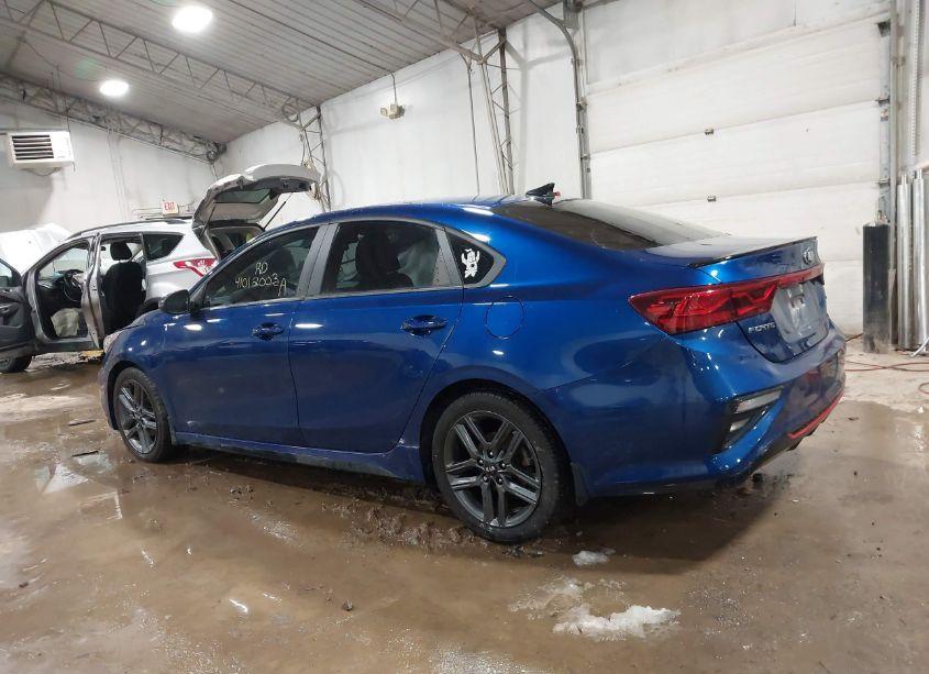 Photo 3 of 2021 Kia Forte GT-LINE (VIN 3KPF34ADXME292070)